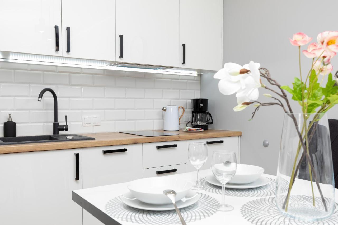 Lux Apartament Z Widokiem Na Morze - Mazowiecka 213 By Noclegi Renters Поберово Екстериор снимка